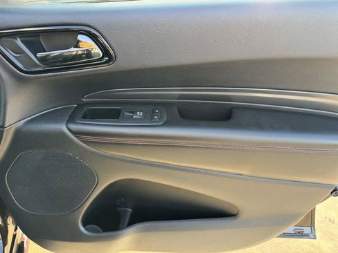 Certified 2025 Dodge Durango GT image 9