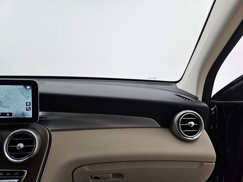 Certified 2022 Mercedes-Benz GLC 300 GLC 300 image 15