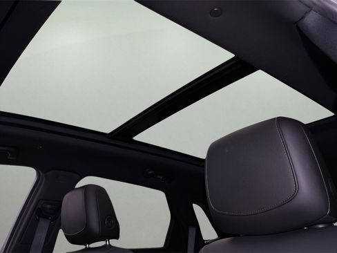 Certified 2021 Cadillac XT5 Premium Luxury image 28