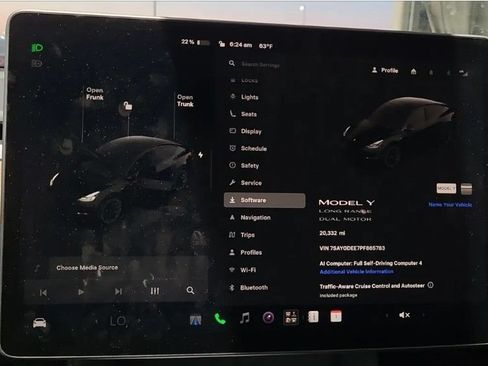 Used 2023 Tesla Model Y Long Range AWD/4WD image 2