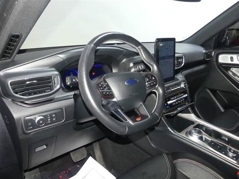 Used 2020 Ford Explorer ST w/ Premium Technology Package AWD/4WD image 24