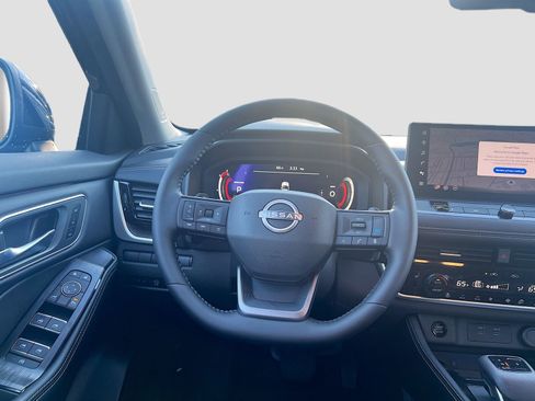 New 2026 Nissan Rogue Platinum image 24