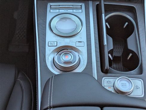 Used 2022 Genesis GV80 2.5T w/ Advanced Package 03 image 25