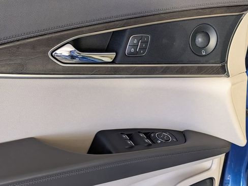 Used 2020 Lincoln Nautilus Reserve image 5