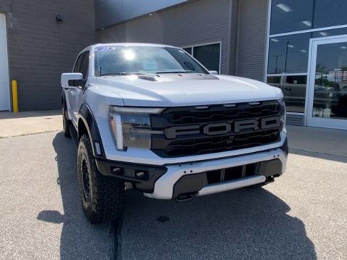 Certified 2025 Ford F150 Raptor AWD/4WD image 4