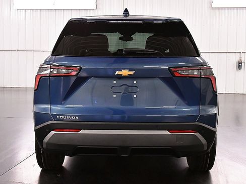 New 2026 Chevrolet Equinox LT image 6