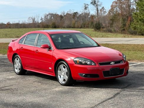 Used 2009 Chevrolet Impala SS w/ Convenience Package image 1