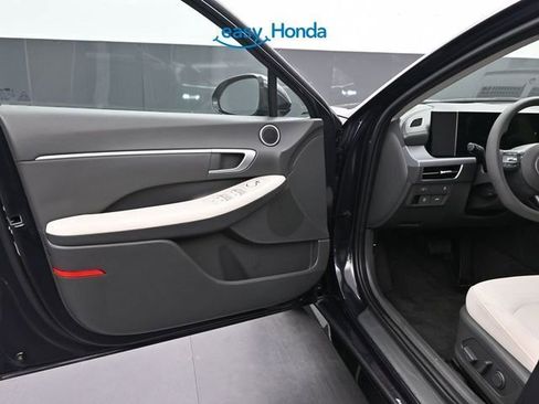 Used 2025 Hyundai Sonata SEL image 17
