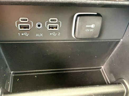 New 2026 Jeep Grand Cherokee Limited RWD image 15