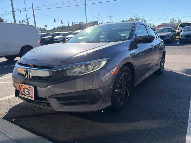 Used 2018 Honda Civic EX image 3