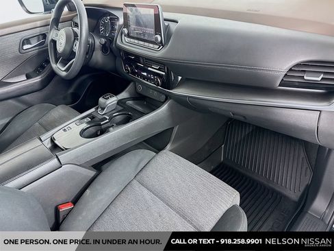 Certified 2021 Nissan Rogue SV FWD image 27