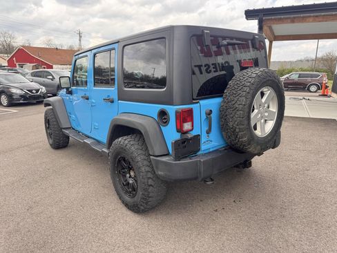 Used 2017 Jeep Wrangler Unlimited Sport w/ Quick Order Package 24S image 9