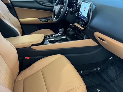 Used 2024 Lexus NX 350 AWD w/ Cold Area Package image 28