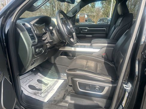 Used 2019 RAM 1500 Laramie image 28