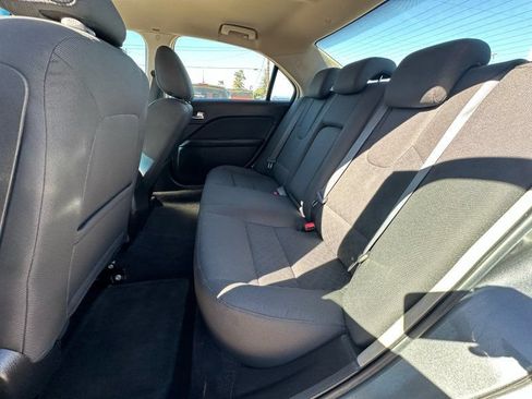 Used 2010 Ford Fusion SE FWD image 11