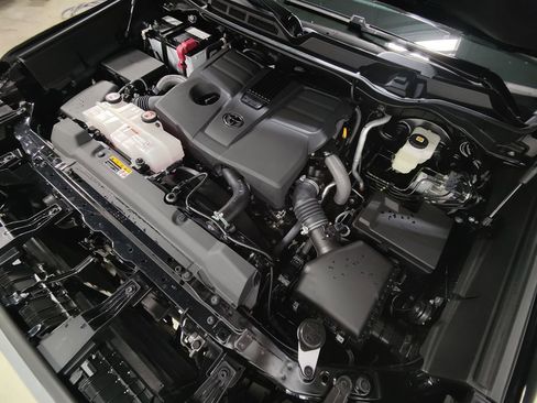 Used 2025 Toyota Tundra 1794 Edition w/ TRD Off-Road Package image 5