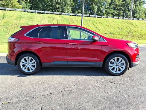 Used 2020 Ford Edge Titanium w/ Equipment Group 301A AWD/4WD image 2