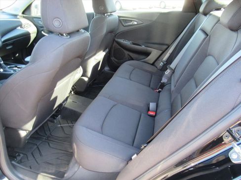 Used 2024 Chevrolet Malibu LT image 29