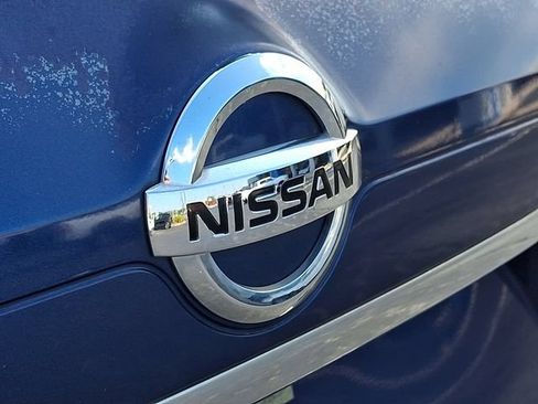 Used 2018 Nissan Rogue SV w/ Premium Package AWD/4WD image 31