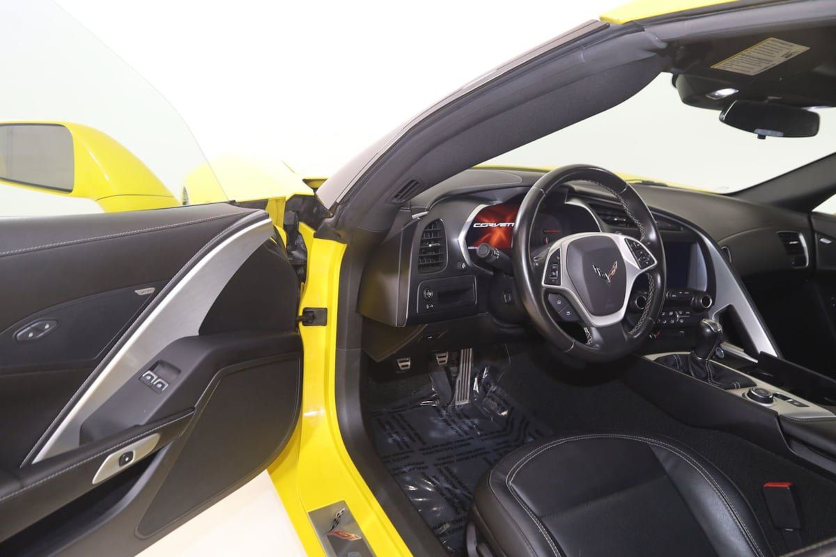 Used 2015 Chevrolet Corvette Stingray Coupe w/ ZF1 Appearance Package RWD image 47