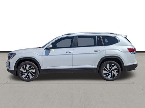 New 2025 Volkswagen Atlas SEL image 8