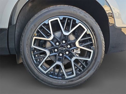 New 2025 Chevrolet Blazer RS w/ Driver Confidence II Package image 8