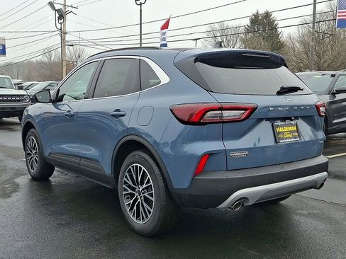 New 2026 Ford Escape SE image 4