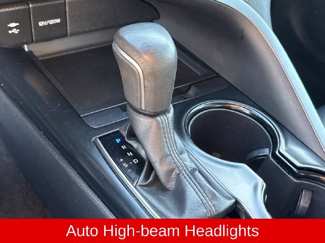 Used 2019 Toyota Camry SE FWD image 21