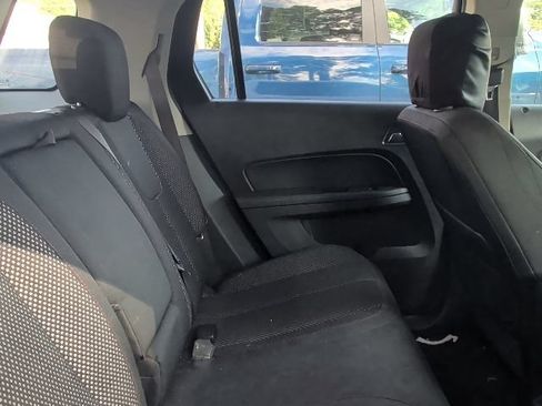Used 2017 GMC Terrain SLE FWD image 6