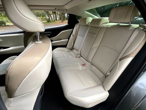 Used 2025 Toyota Crown w/ Advanced Technology Package AWD/4WD image 19