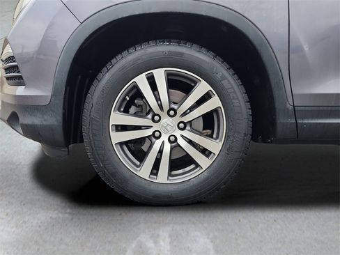 Used 2017 Honda Pilot EX-L image 10