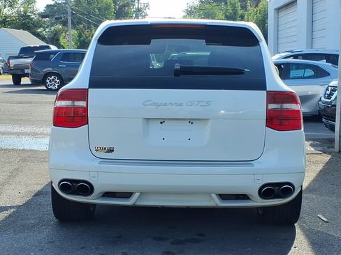 Used 2009 Porsche Cayenne GTS AWD/4WD image 4