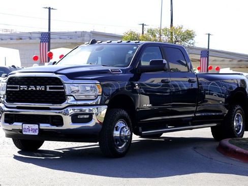 Used 2022 RAM 3500 Lone Star w/ Level A Equipment Group image 7