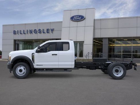 New 2026 Ford F550 4x4 Supercab Super Duty image 3