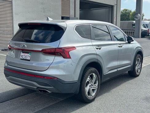 Used 2021 Hyundai Santa Fe SE AWD/4WD image 9
