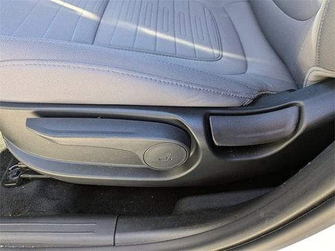 Used 2024 Hyundai Santa Cruz SE image 20