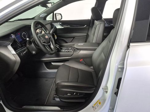 New 2026 Cadillac XT5 Premium Luxury image 9
