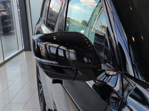 New 2026 INFINITI QX80 Luxe w/ Cargo Package image 10