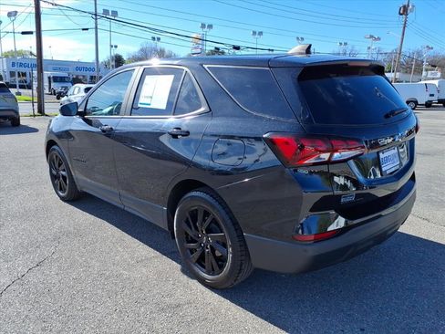 Used 2023 Chevrolet Equinox LS w/ LS Convenience Package image 6