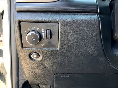 Used 2022 Jeep Grand Cherokee Laredo X AWD/4WD image 33