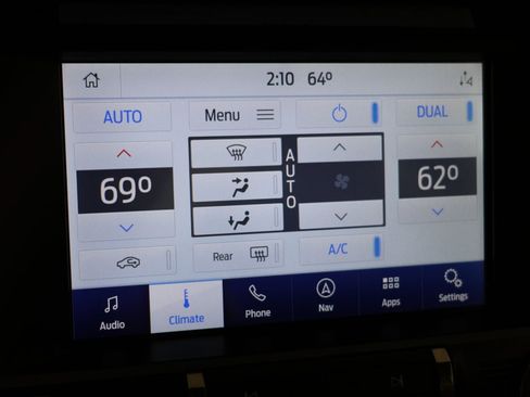 Used 2020 Ford Mustang Shelby GT500 w/ Technology Package RWD image 46