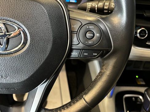 Used 2022 Toyota Corolla Cross LE w/ Black Badges Package (TMS) image 12