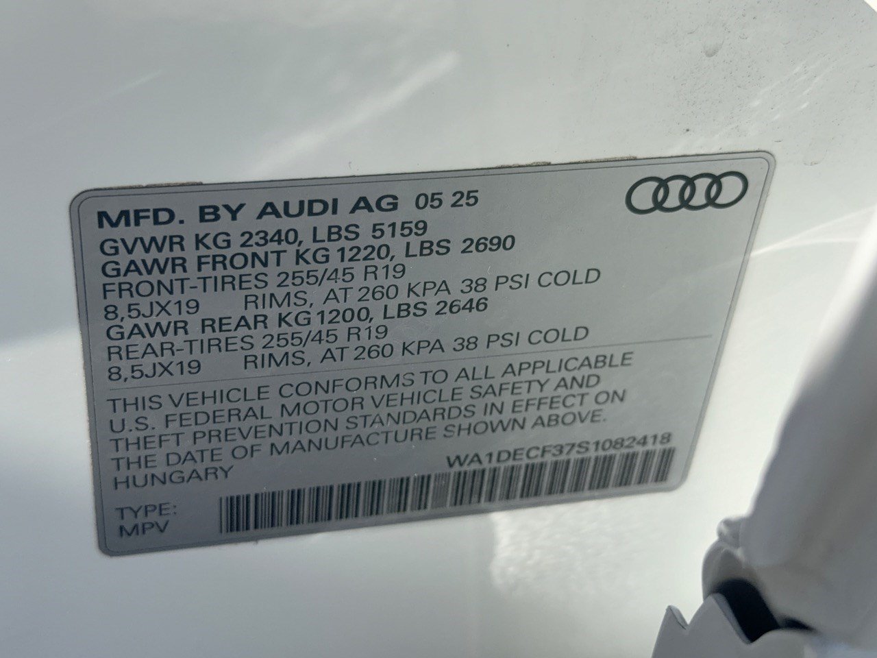 Certified 2025 Audi Q3 2.0T Premium w/ Convenience Package AWD/4WD image 31