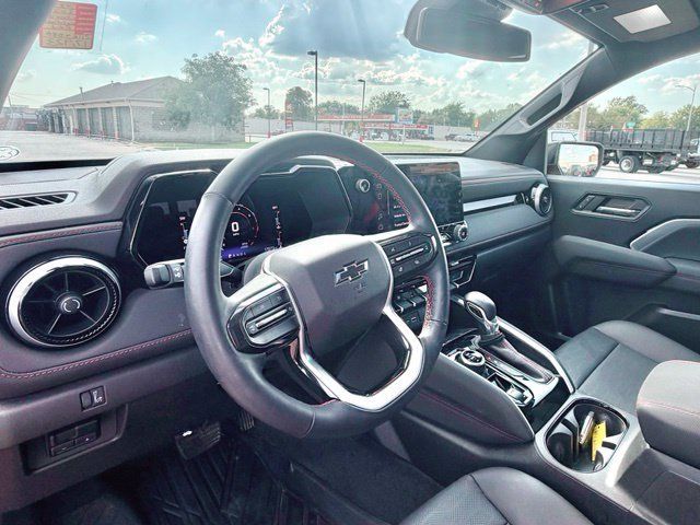 Used 2023 Chevrolet Colorado Z71 w/ Z71 Convenience Package 2 AWD/4WD image 10