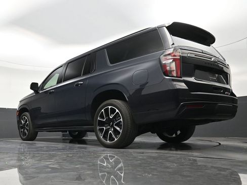 Used 2024 Chevrolet Suburban RST w/ Luxury Package RWD image 23