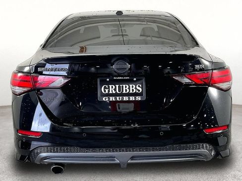Used 2023 Nissan Sentra SR FWD image 6