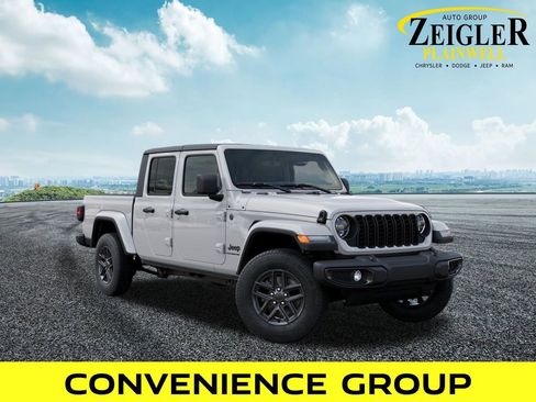 New 2026 Jeep Gladiator Sport image 5