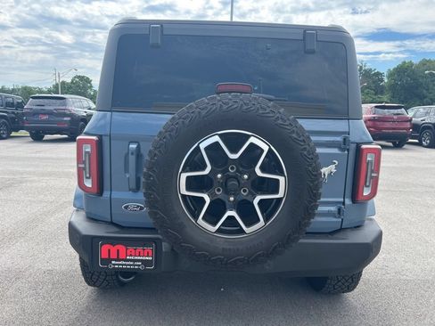 Used 2025 Ford Bronco Outer Banks AWD/4WD image 4