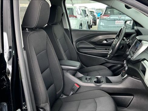 Used 2022 GMC Terrain SLE w/ Driver Convenience Package image 8