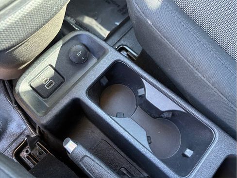 Used 2022 Ford Transit Connect XL image 28